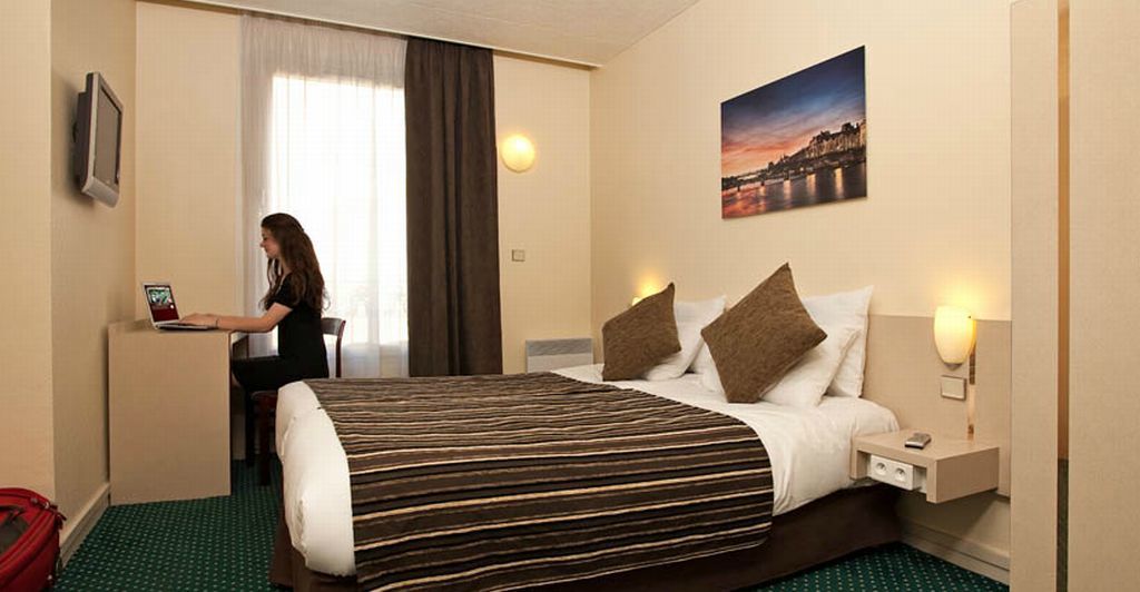 Hotel Armstrong Paryż Zewnętrze zdjęcie